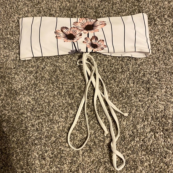 Strapless Bikini Top Striped Floral Lace Up Back - Picture 4 of 5